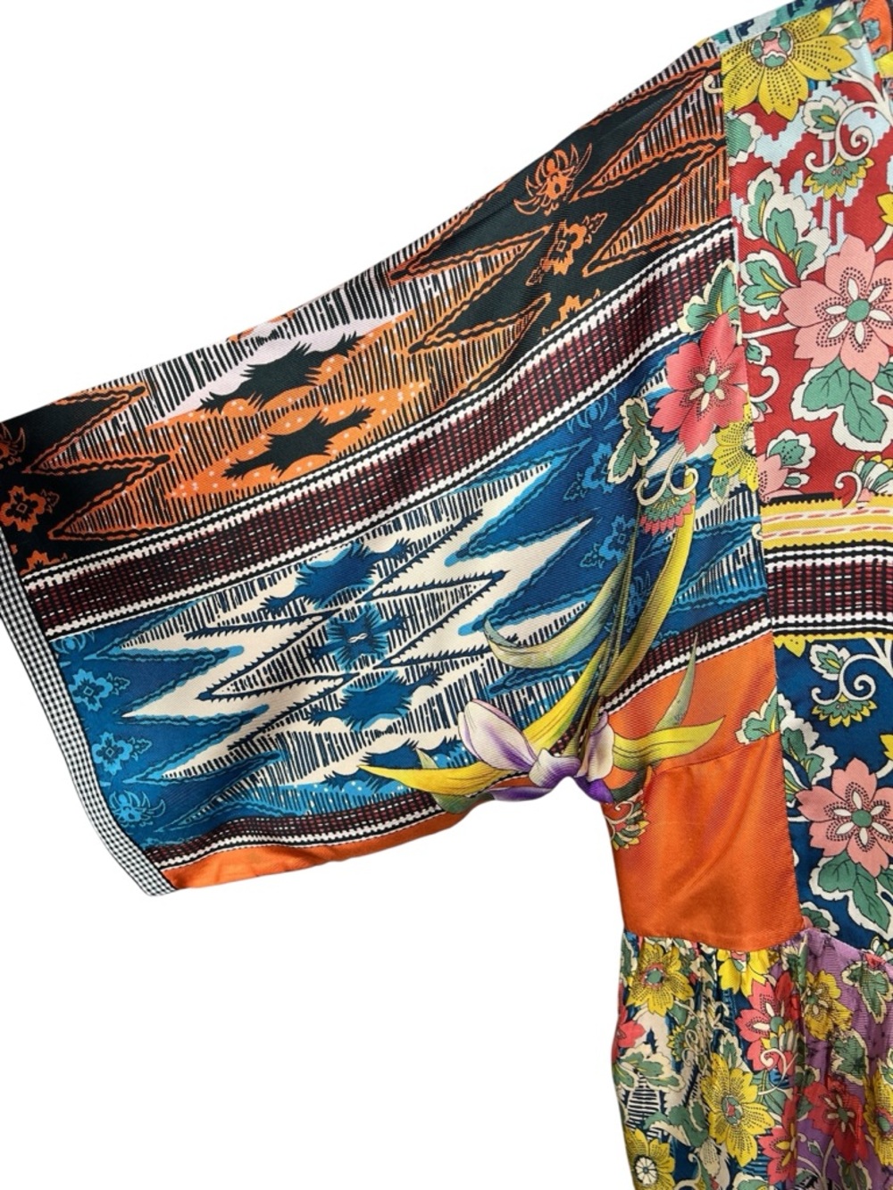 Johnny Was 100% Silk Miranda Mixed Print V-neck Boho Blouse Top Size Medium - Picture 5 of 7